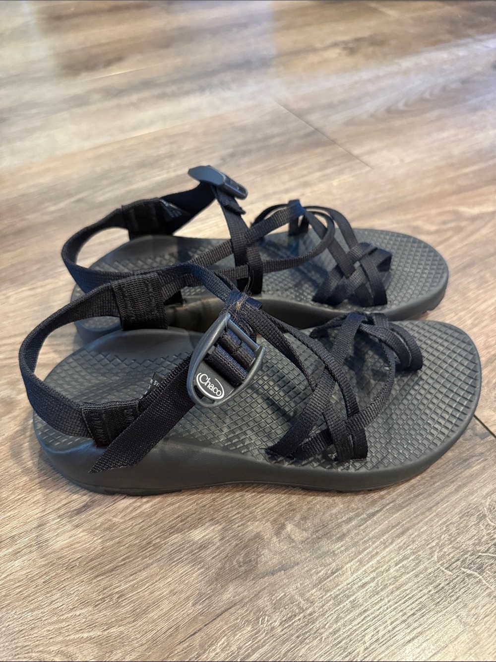 Chaco ZX/2 Classic Black Double Strap Toe Strap Hiking Outdoor Sandal Womens 7